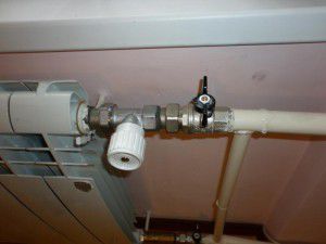 Регулировка радиатора отопления в квартире