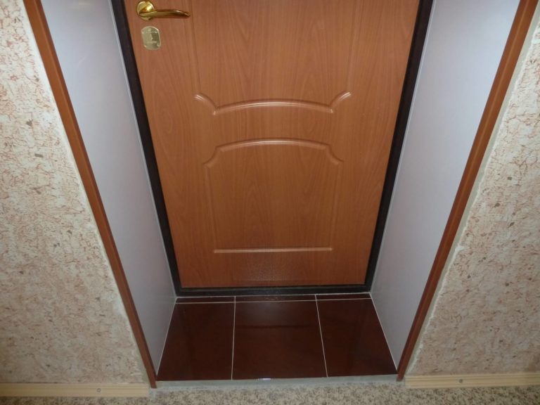 Панели мдф для отделки откосов входной двери