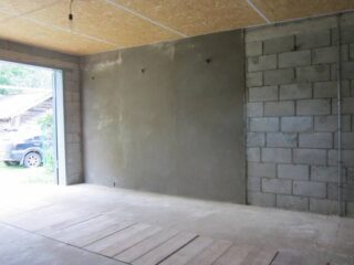 steny v garazhe beton