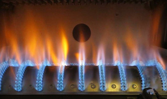 Почему газ горит желтым, красным или оранжевым цветом?