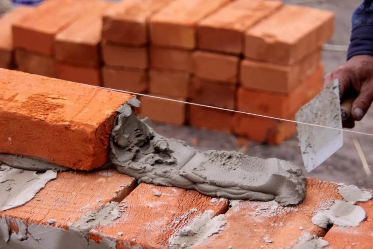 Раствор для кладки кирпича: как замешать, состав и пропорции цементного